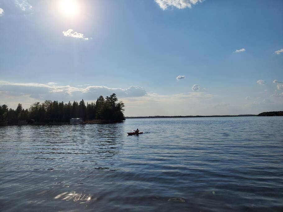 Fun Place With A Sandy Beach For Swimming, Boating, And Fishing, Featuring 3 Available Cabins Fenelon Falls Bagian luar foto