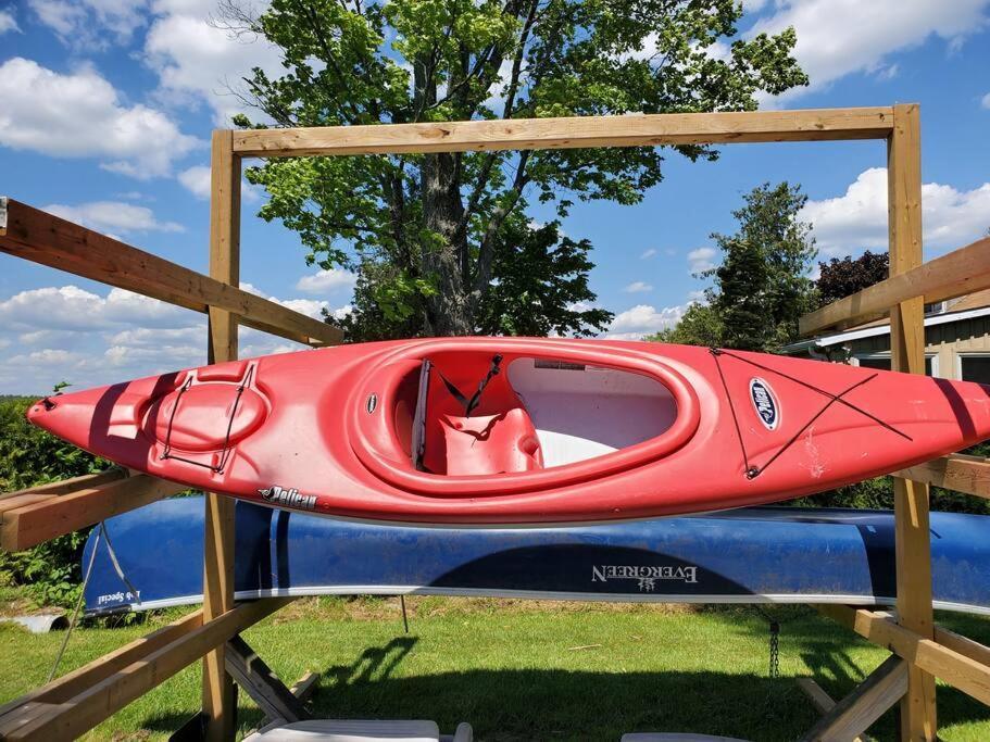 Fun Place With A Sandy Beach For Swimming, Boating, And Fishing, Featuring 3 Available Cabins Fenelon Falls Bagian luar foto