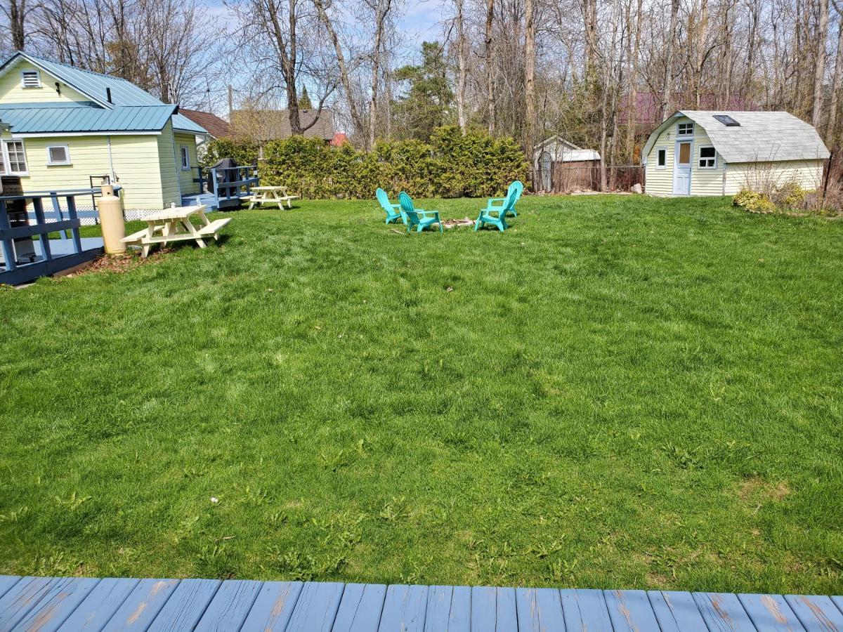 Fun Place With A Sandy Beach For Swimming, Boating, And Fishing, Featuring 3 Available Cabins Fenelon Falls Bagian luar foto