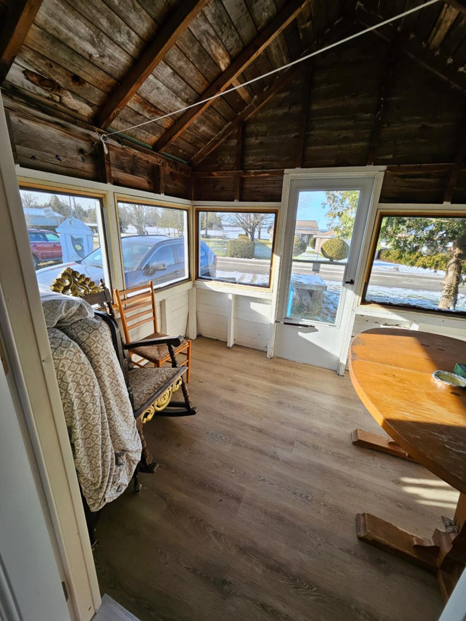 Fun Place With A Sandy Beach For Swimming, Boating, And Fishing, Featuring 3 Available Cabins Fenelon Falls Bagian luar foto